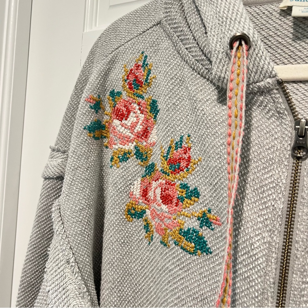 Sundance Annabeth Cross Stitch Floral Embroidery Zip Hoodie Medium Heather Gray - Picture 5 of 6